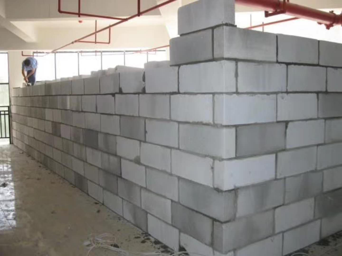 崇安蒸压加气混凝土砌块承重墙静力和抗震性能的研究